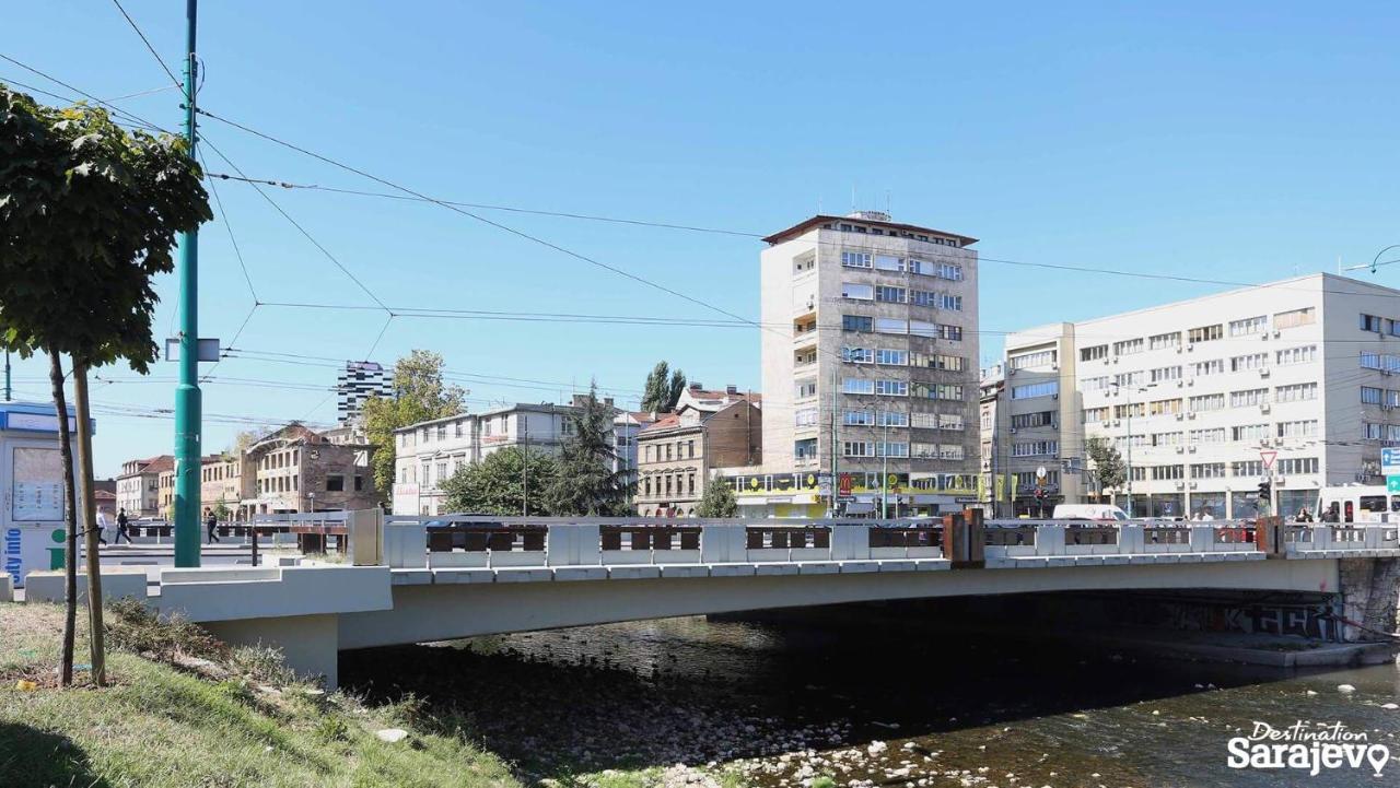 Modern 2Bdr Apartment In The Center- Free Parking 塞拉耶佛 外观 照片